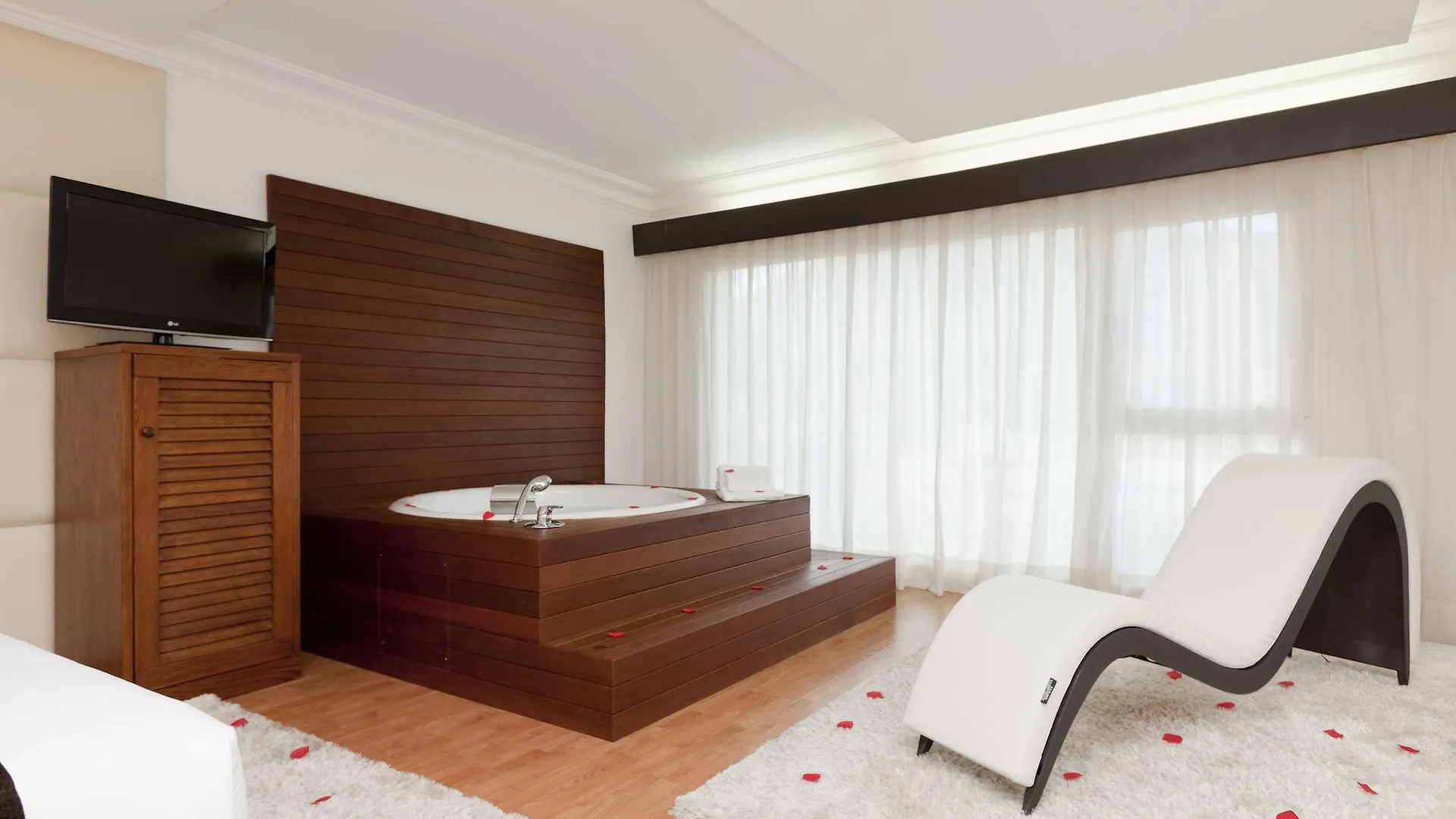 Senator Marbella Spa Hotel 4*,